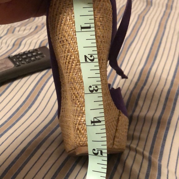 Purple wedges suede like material - Picture 4 of 4